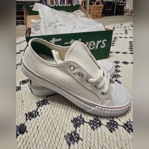 Mens PF Flyer Canvas Low-Top Sneakers in White Size 6